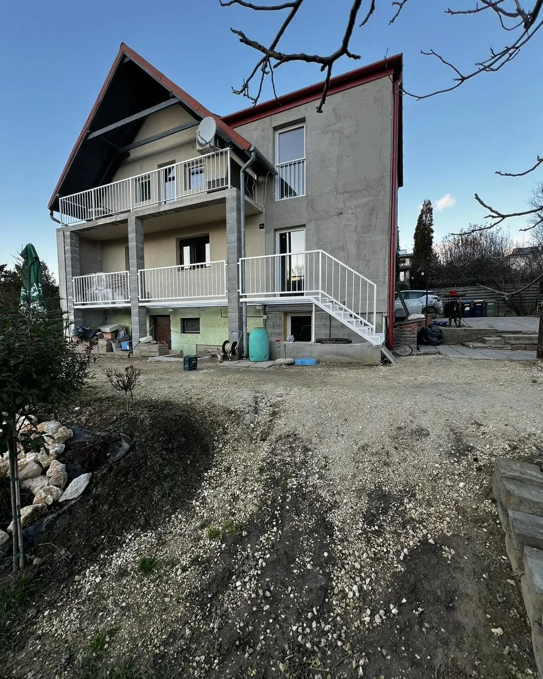 Korlát – egyedi fémszerkezet